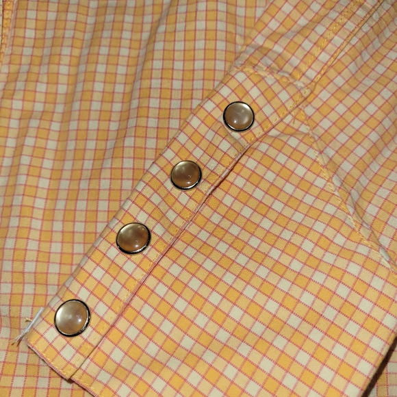 WOMEN'S CRUEL GIRL PEARL SNAP LONGSLEEVE SHIRT - Picture 2 of 8